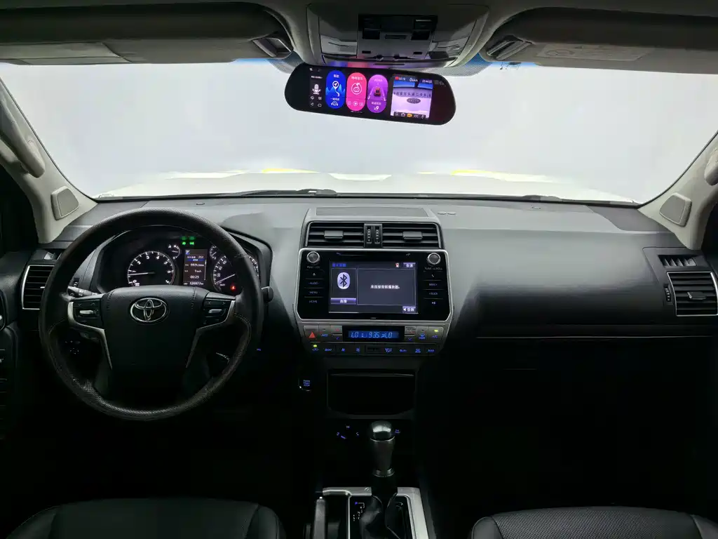 Toyota Prado — миниатюра 11