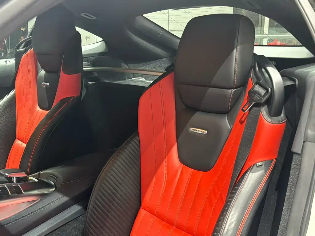 MERCEDES-BENZ AMG GT