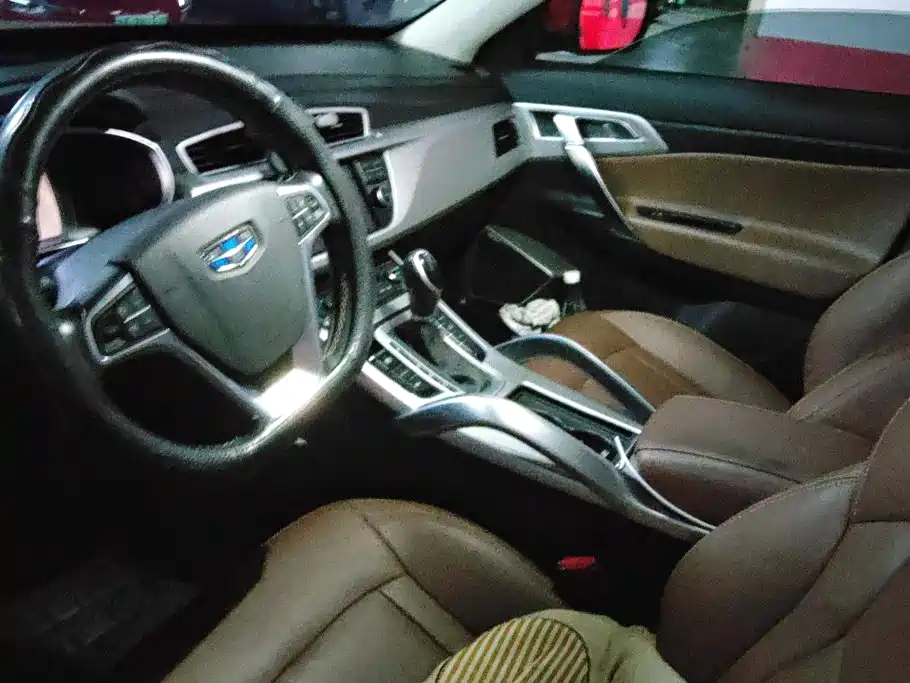 Geely Boyue — миниатюра 12