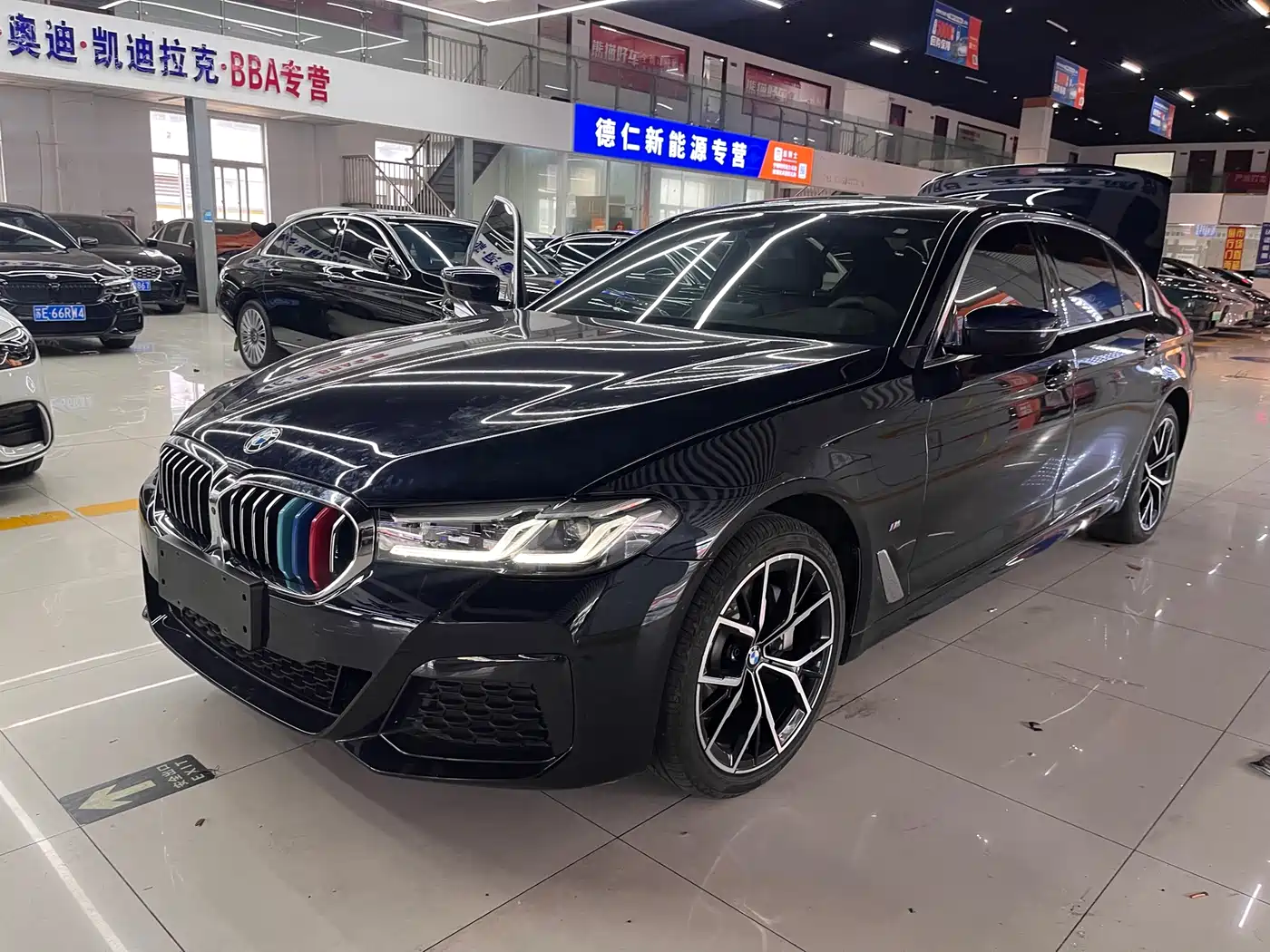宝马5系 2022款 530Li 尊享型 M运动套装 2022