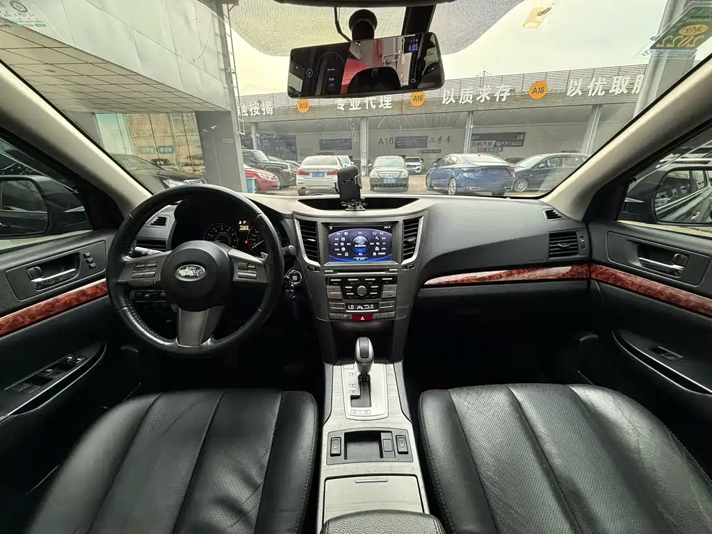 Subaru Outback — миниатюра 11