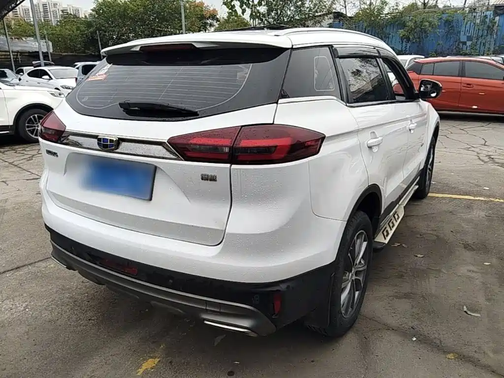 Geely Boyue — миниатюра 7