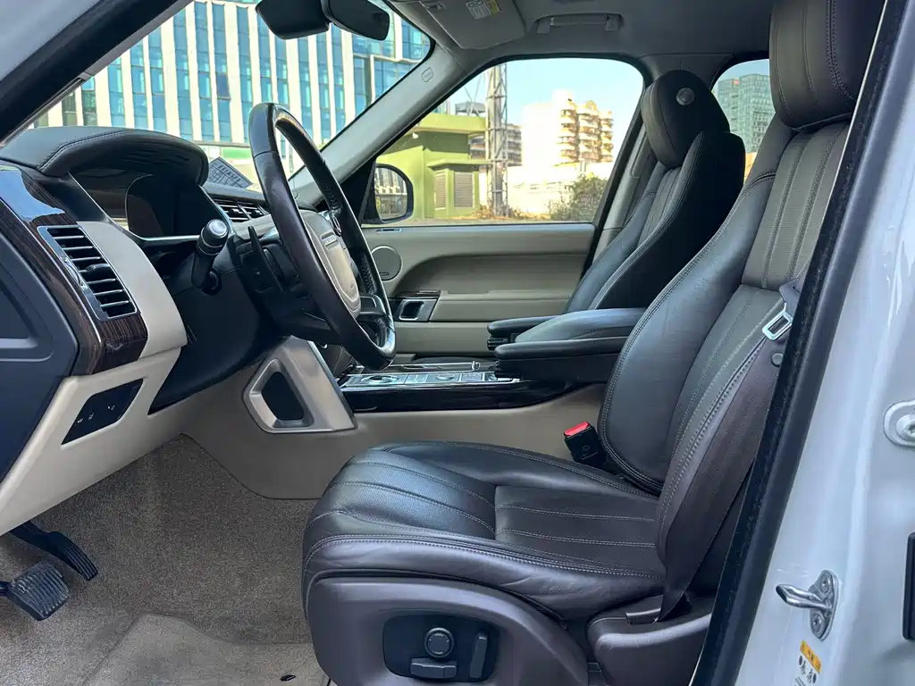 LAND ROVER RANGE ROVER