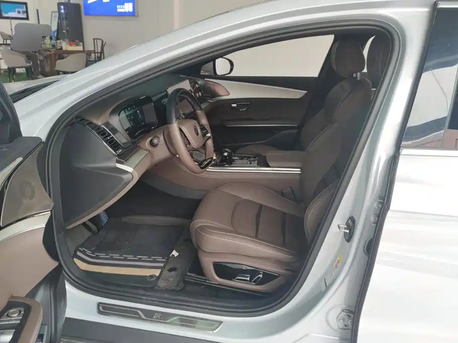 BYD Han — миниатюра 9