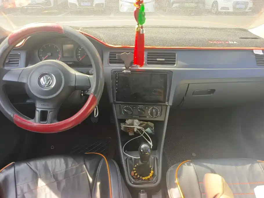 Volkswagen Santana — миниатюра 12
