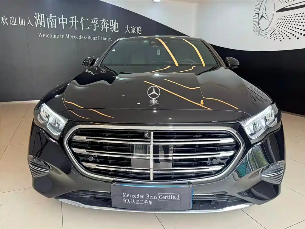 Mercedes-Benz E-Class E 2025 E 300 L Fashion