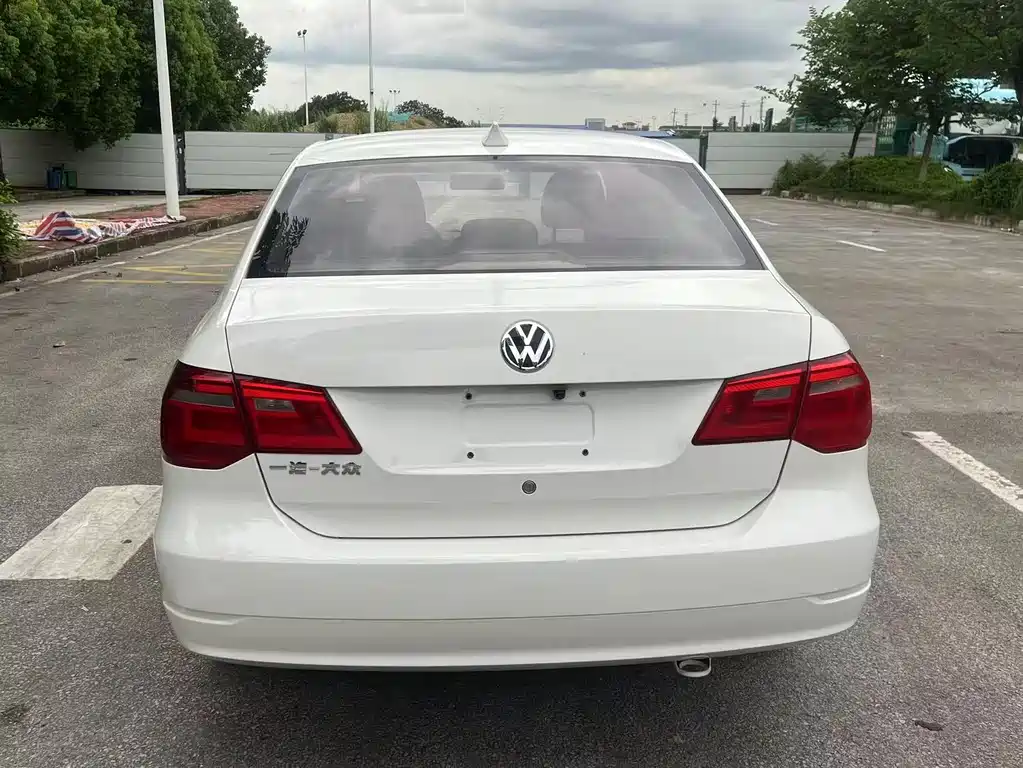 Volkswagen Jetta 1.4L Manual Fashion Type, фото 5