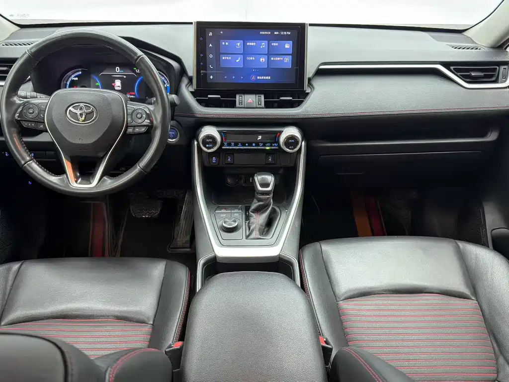 Toyota RAV4 Prime — миниатюра 5