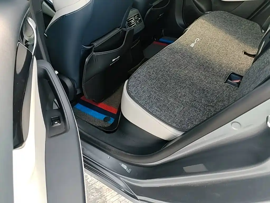 BYD Qin PLUS — миниатюра 17