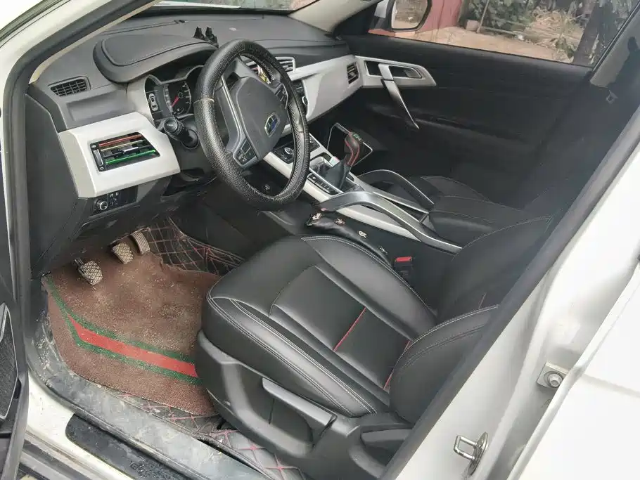 Geely Boyue — миниатюра 9