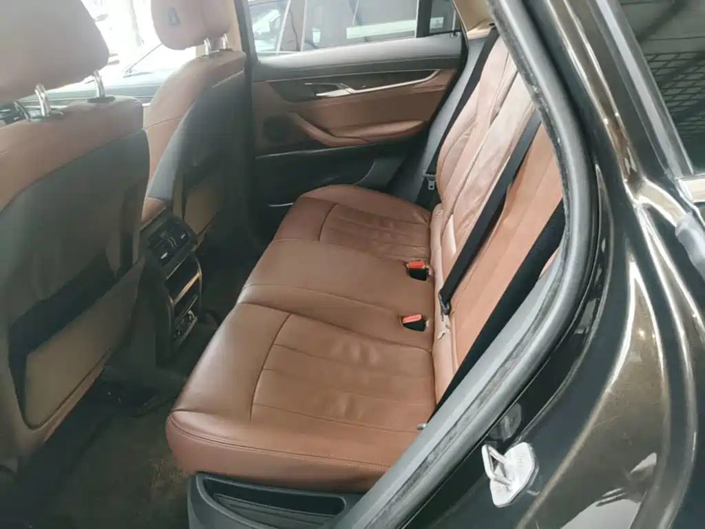 BMW X6 — миниатюра 17