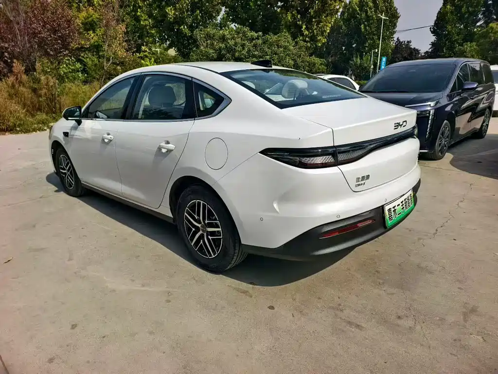 BYD Seal 05 DM-i — миниатюра 4
