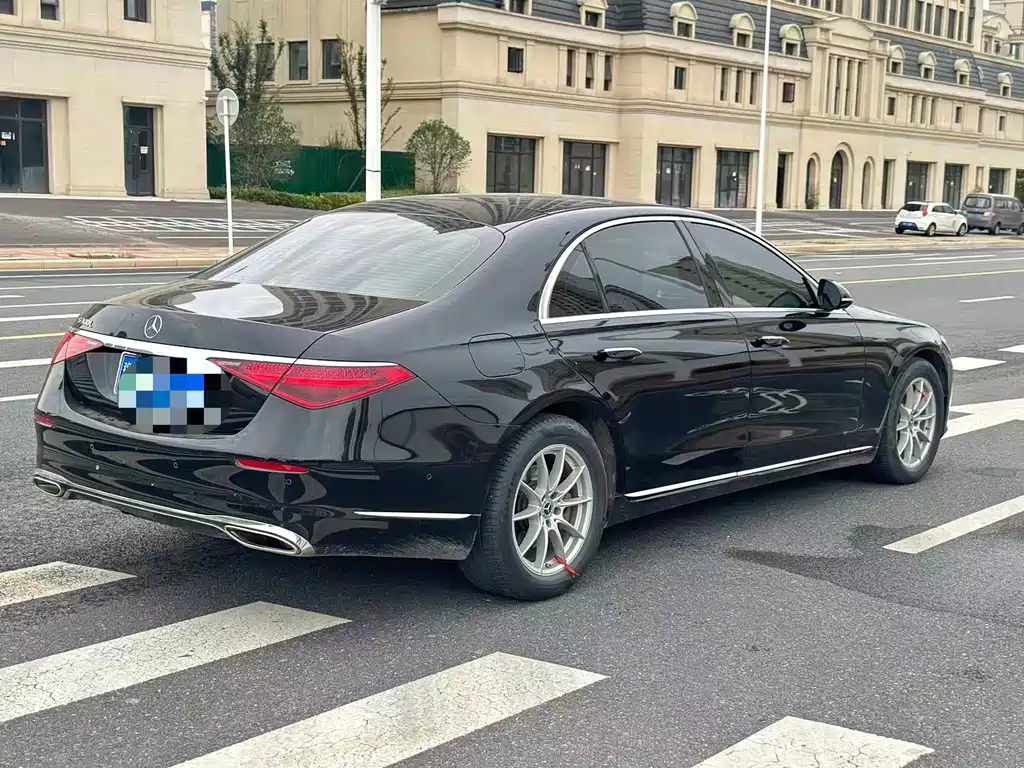 Mercedes-Benz S-Class — миниатюра 9