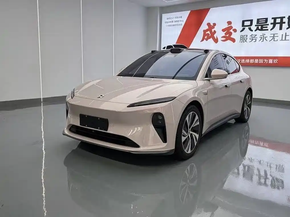 NIO ET5T