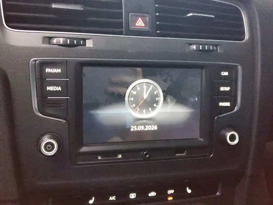Volkswagen Golf — миниатюра 13