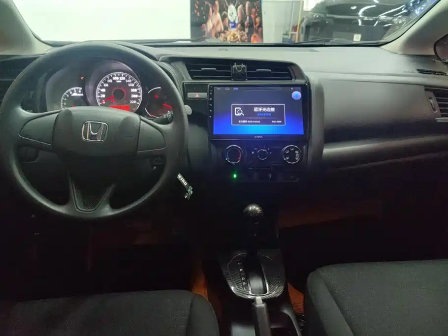 Honda Fit — миниатюра 12