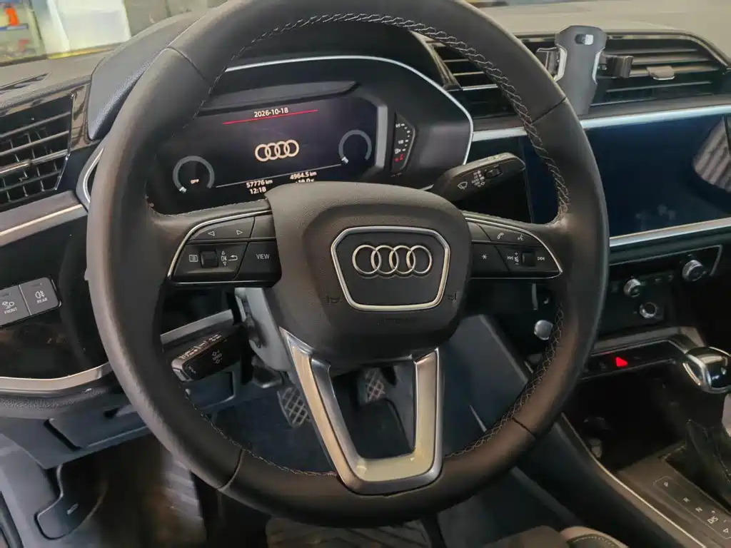 Audi Q3 — миниатюра 12
