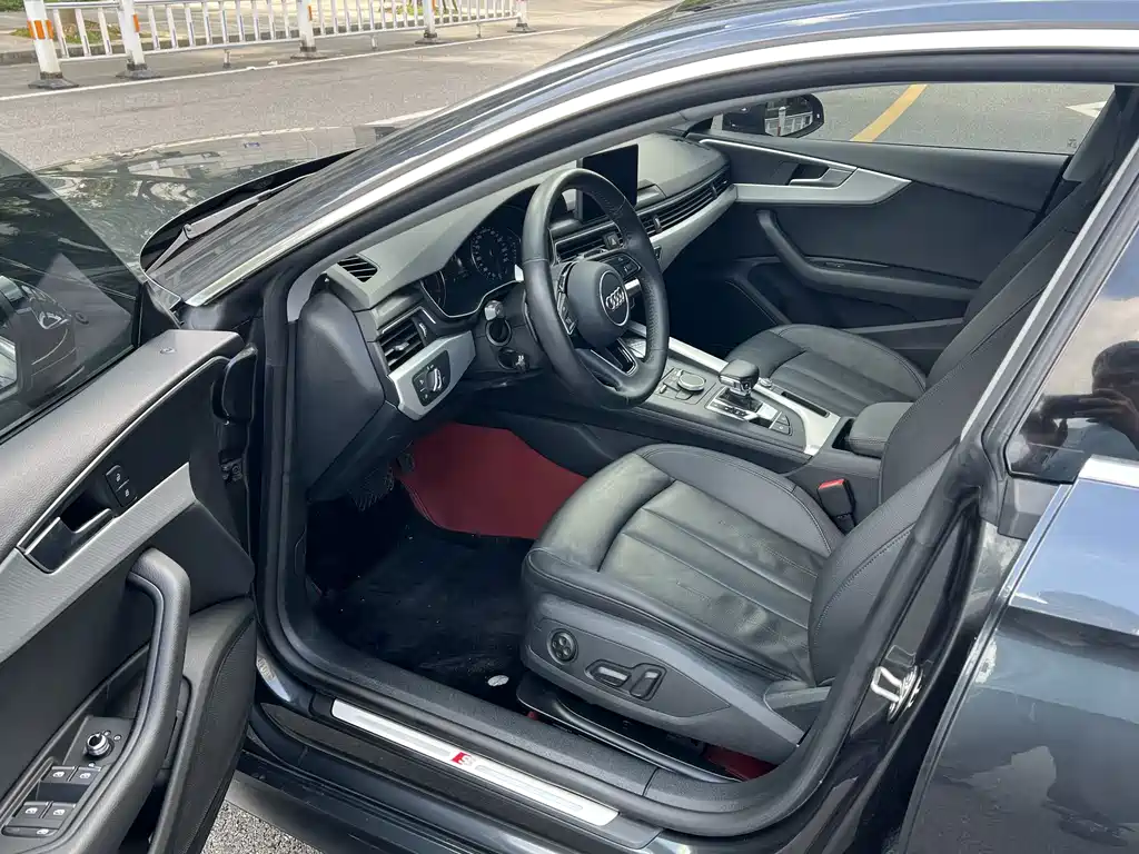 Audi A5 (Import) — миниатюра 6