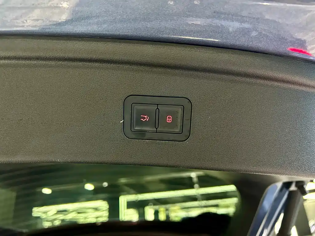 BYD Sealion 07 EV — миниатюра 32
