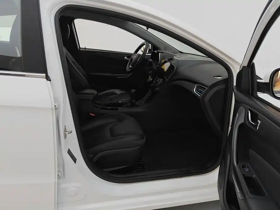 Chery Arrizo 5 — миниатюра 8
