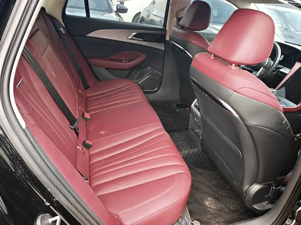 Hongqi Hongqi H5 — миниатюра 11