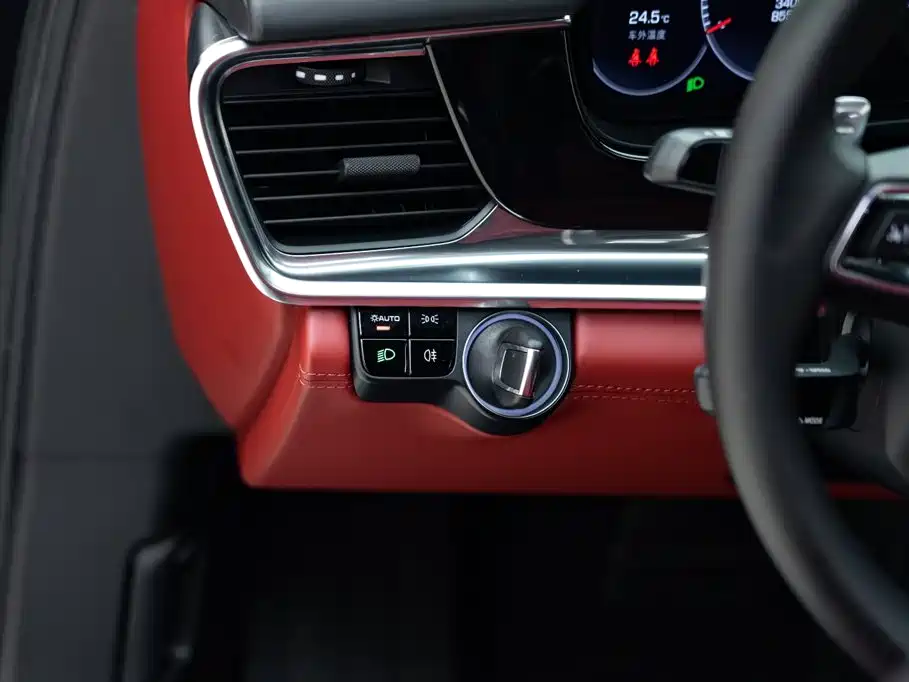 Porsche Panamera — миниатюра 18