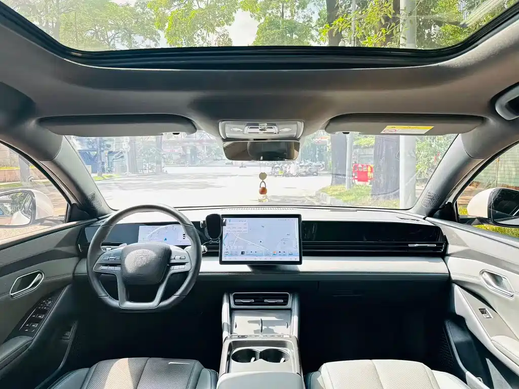 BYD Qin L — миниатюра 8