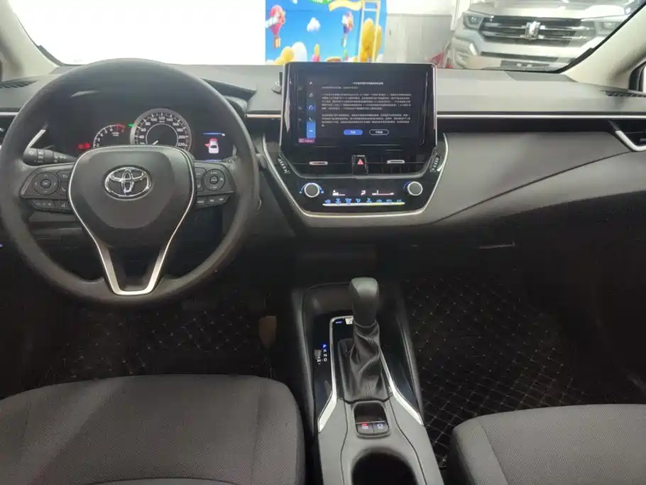 Toyota Corolla — миниатюра 12