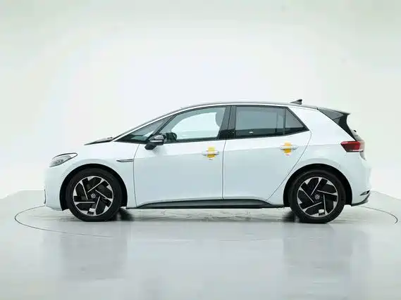 Volkswagen ID.3 — миниатюра 2