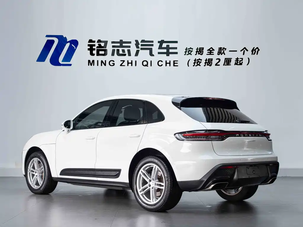 Porsche Macan — миниатюра 6