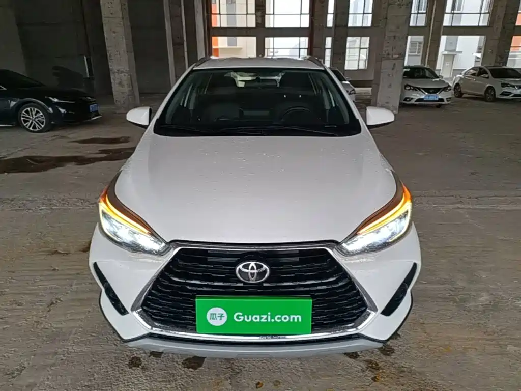 Toyota Yaris L — миниатюра 3