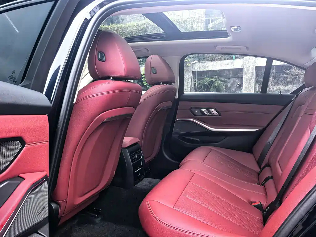BMW 3 Series — миниатюра 8