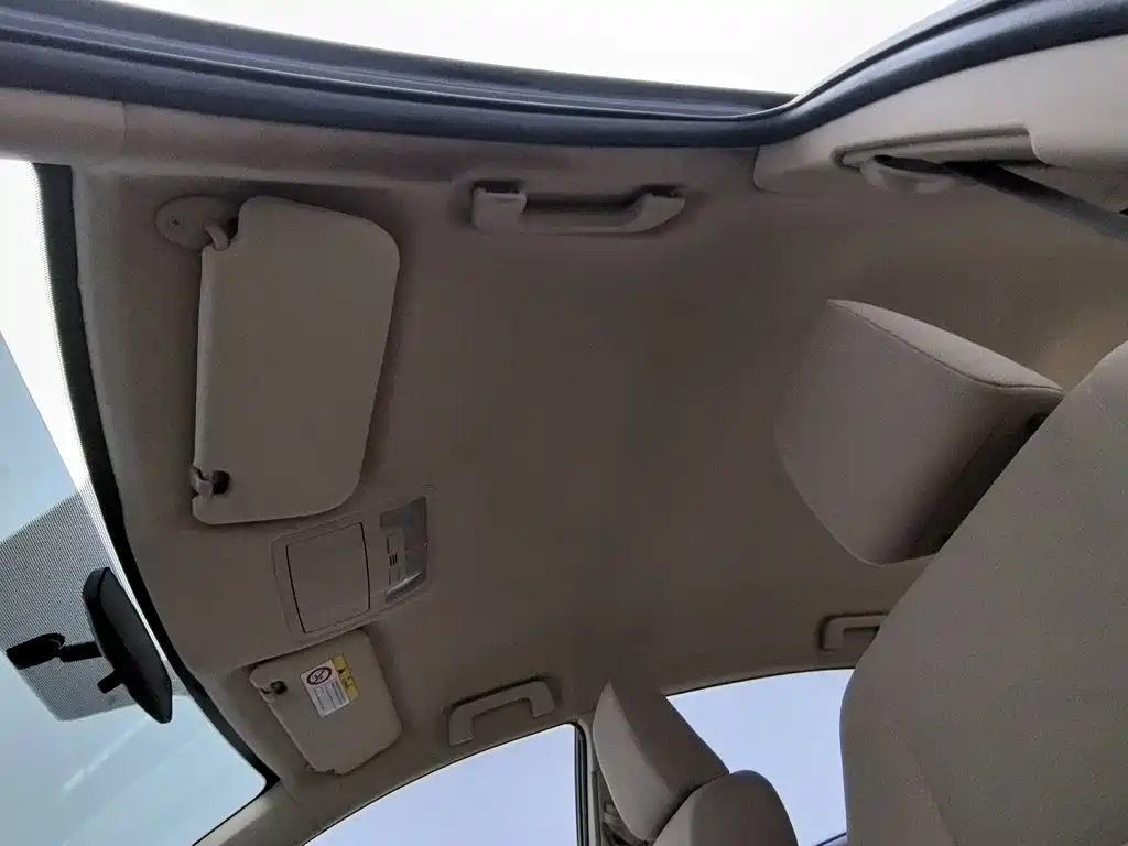 Toyota Corolla — миниатюра 14