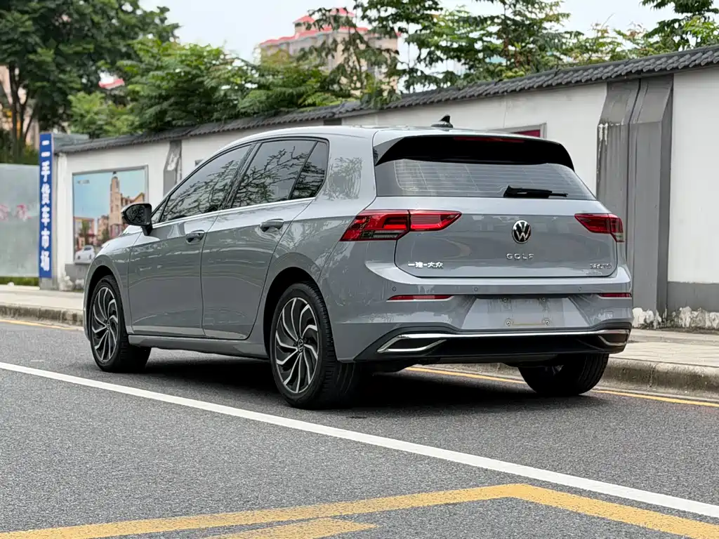Volkswagen Golf — миниатюра 6
