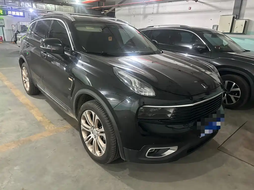 Lynk & Co 01 — миниатюра 2