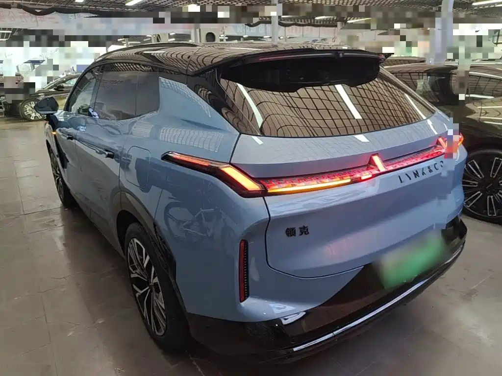 Lynk & Co 08 EM-P — миниатюра 5
