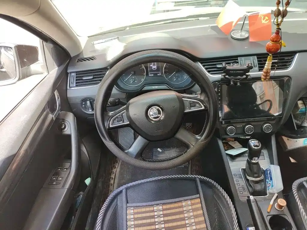Skoda Octavia — миниатюра 6