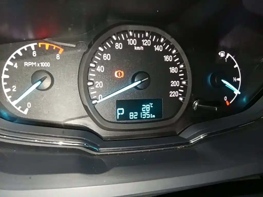 Ford Escort — миниатюра 12