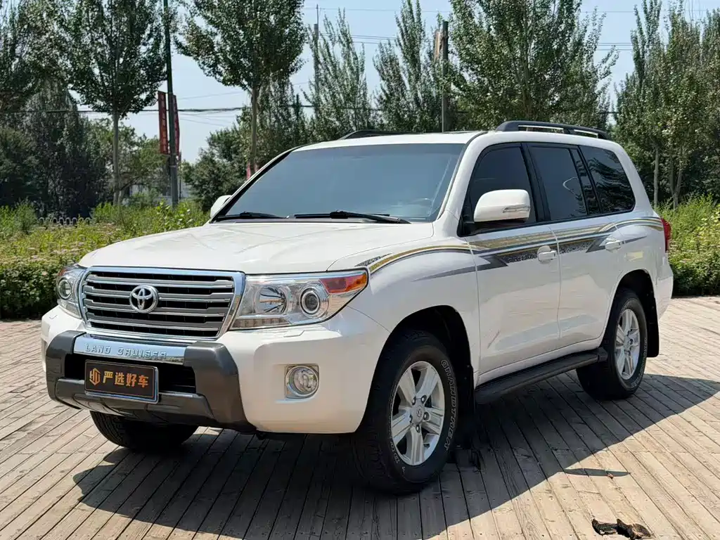 Toyota Land Cruiser 2012 4.0L AT VX