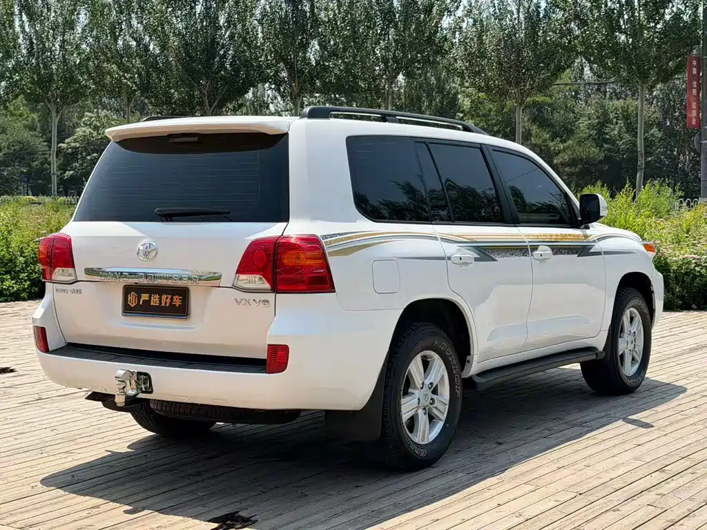 Toyota Land Cruiser 2012 4.0L AT VX