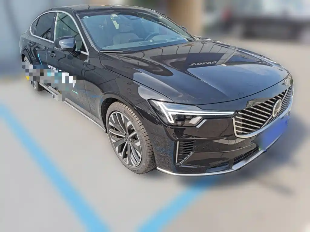 Volvo S90 2026 Luxury
