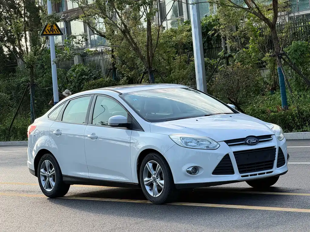 Ford Focus — миниатюра 3