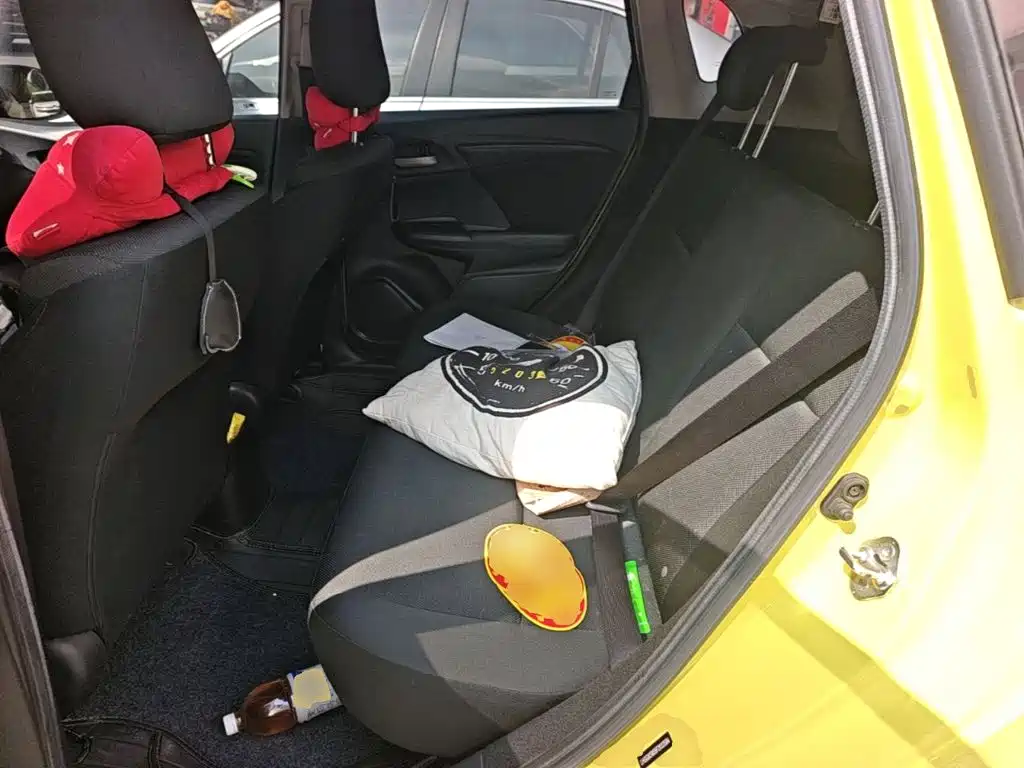 Honda Fit — миниатюра 17