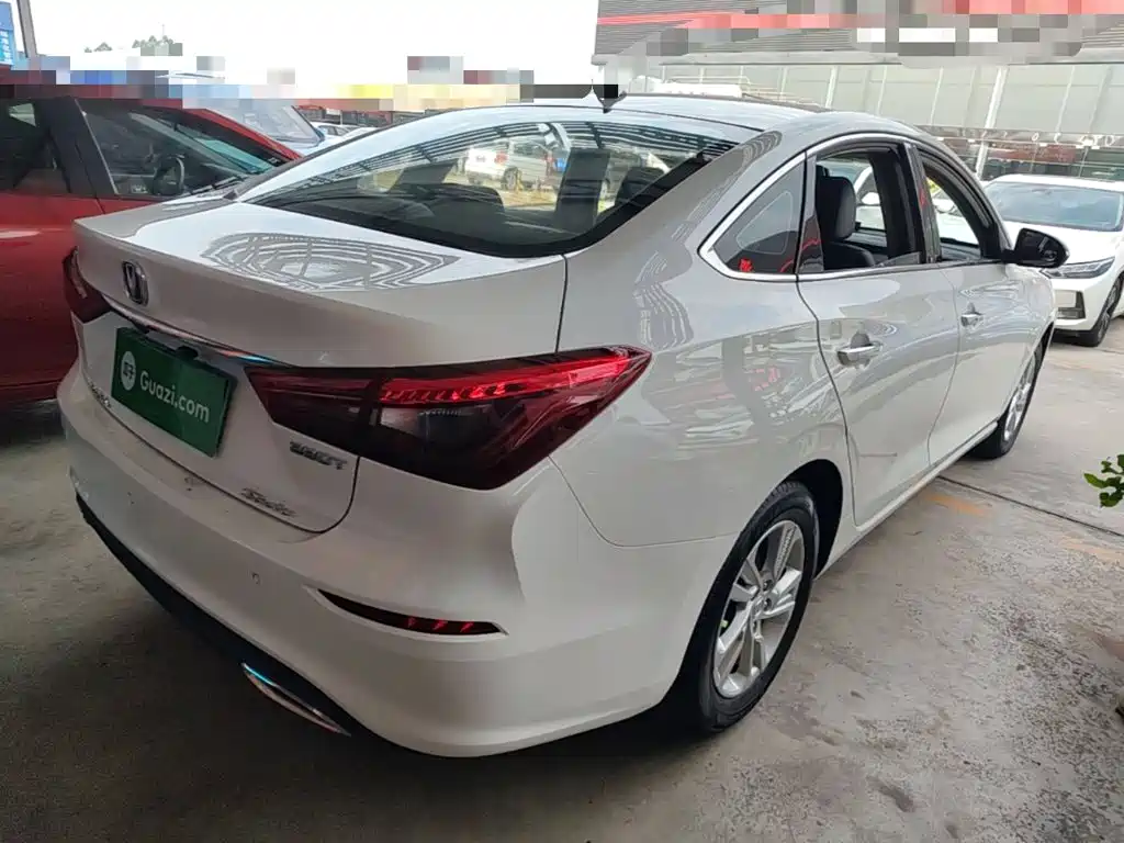 Changan Eado — миниатюра 7
