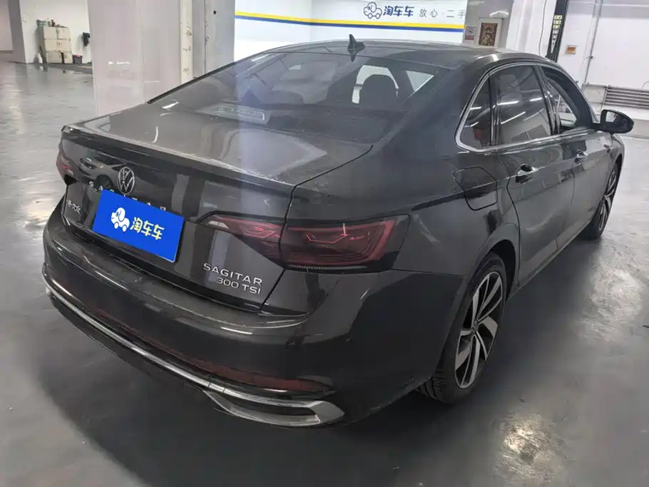 Volkswagen Sagitar — миниатюра 3