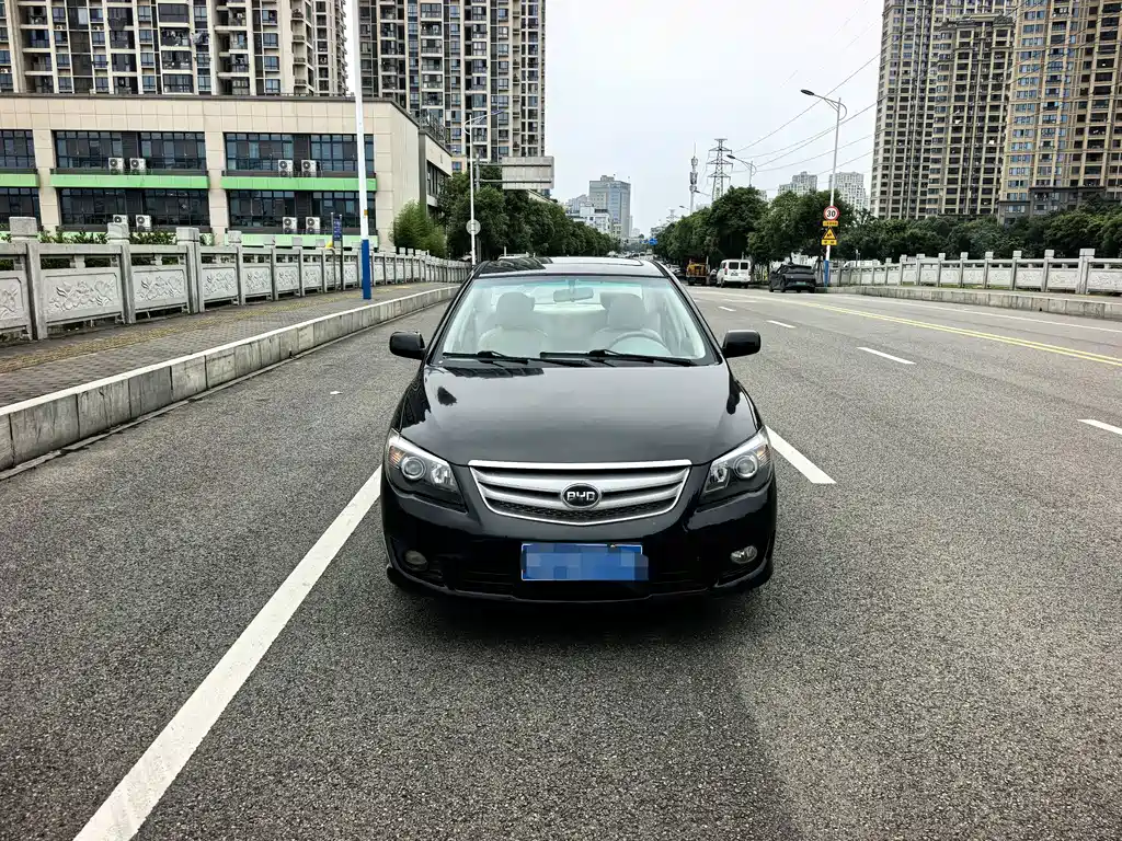 BYD L3 — миниатюра 2