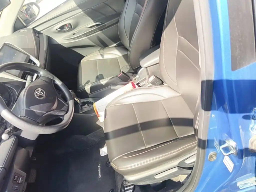 Toyota Yaris L — миниатюра 15