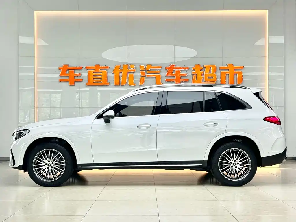 Mercedes-Benz GLC 2023 GLC 300 L 4MATIC 7 мест