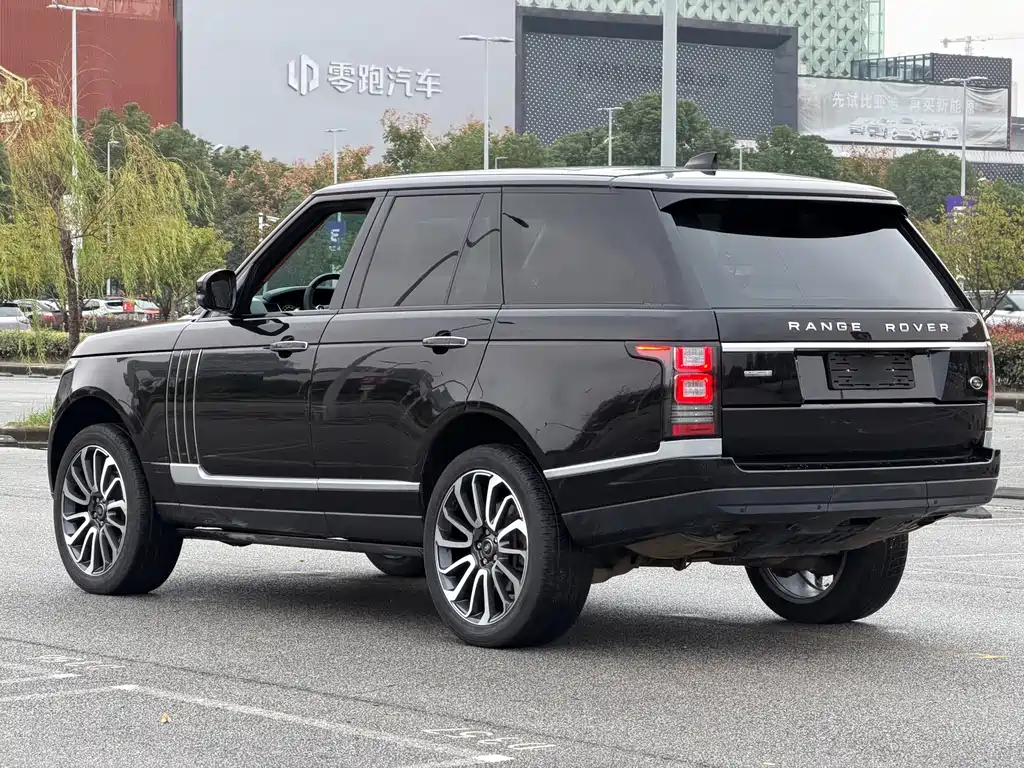 Land Rover Range Rover — миниатюра 8