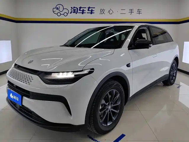 ZERO-RUNNING CAR ZERO RUN C11 2023